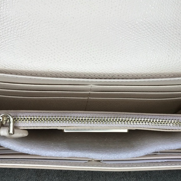 NWOT Valentino crème envelope leather wallet - Picture 2 of 7